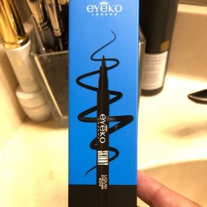 Eyeko London Skinny Liquid Eyeliner Black